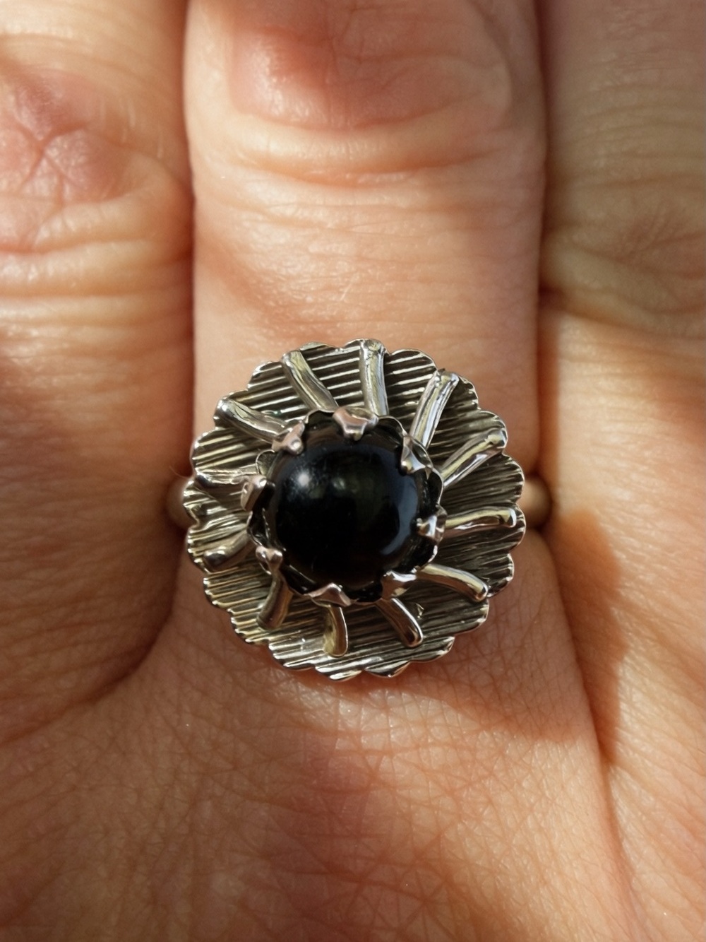Vintage Sarah Coventry Black Cabochon Silver Tone Flower Ring | Adjustable